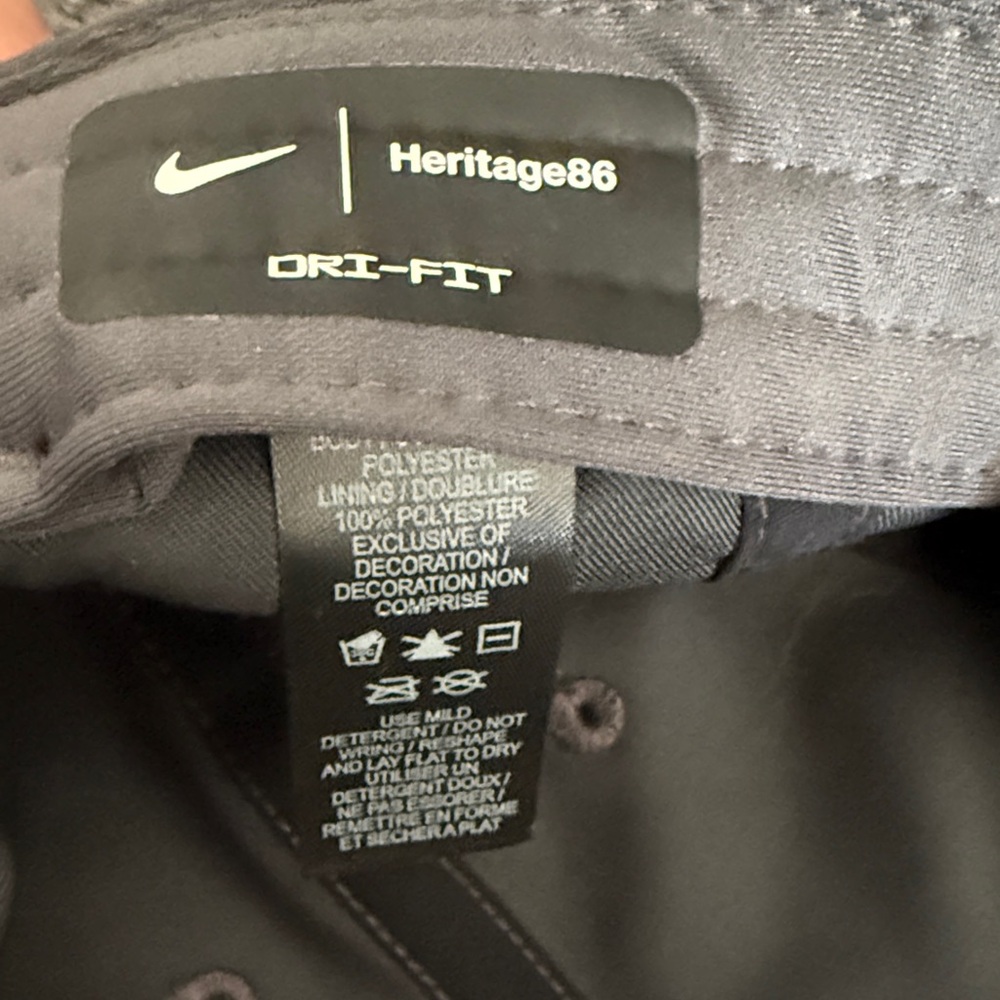 Nike Charcoal Gray Cap - Picture 2 of 3